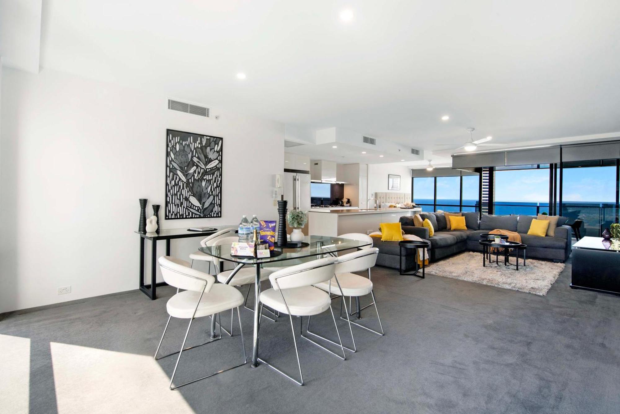 Circle On Cavill - Self Contained & Privately Managed Apartments - Wow Stay Gold Coast Eksteriør bilde